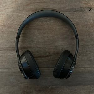 Beats Solo Wireless